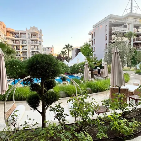 Harmony Monte Carlo Apartman Napospart